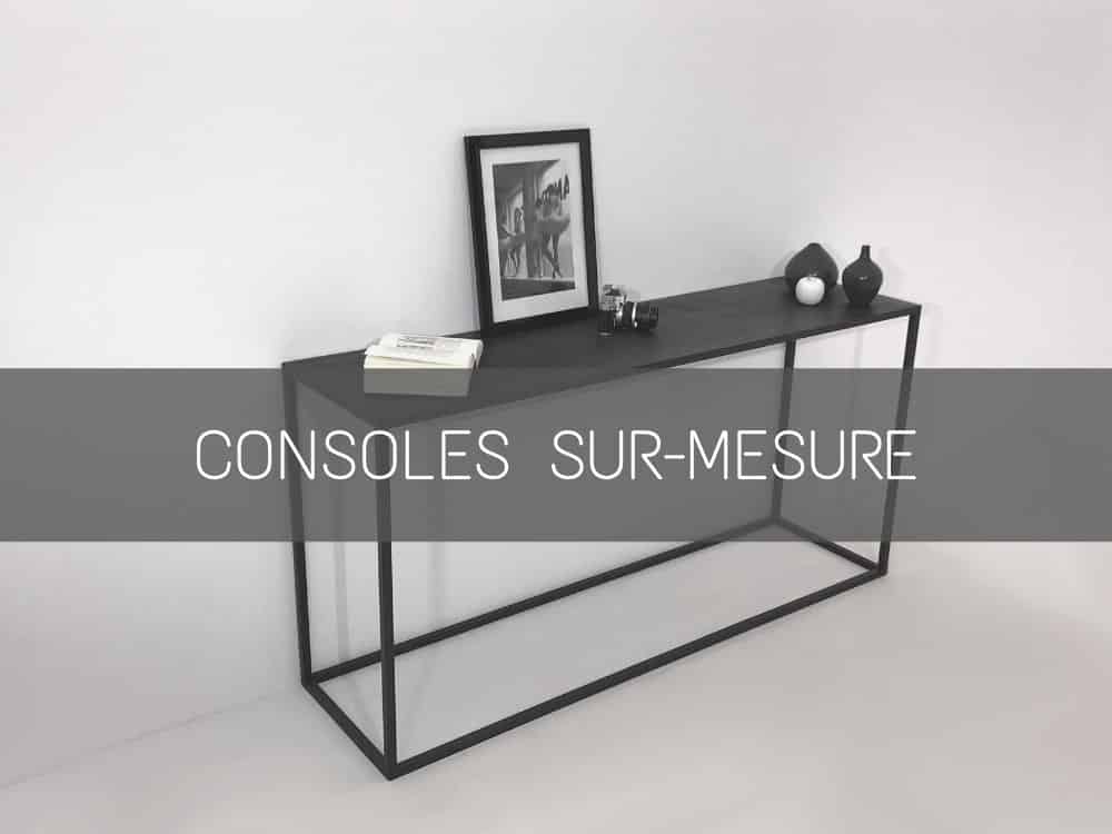 console d'entrée en métal noir de style minimaliste