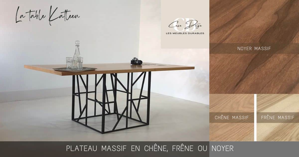 La table à manger bois massif et métal Katleen : haut de gamme avec pied central carré au design original