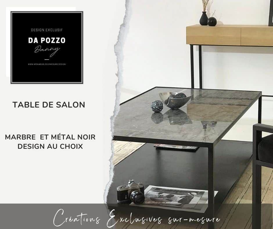 table de salon sur-mesure avec plateau rectangulaire en marbre et étagère en métal noir ou en marbre aussi.