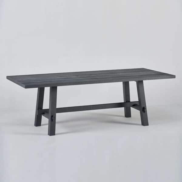 Table à manger en bois personnalisable, avec plateau et pieds inclinés, finition Ardesia.