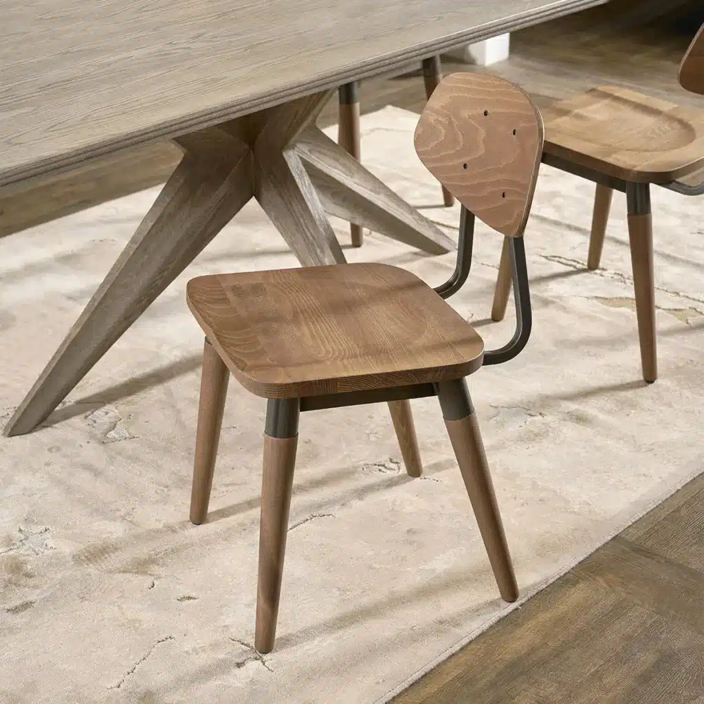chaise de table en bois massif et métal