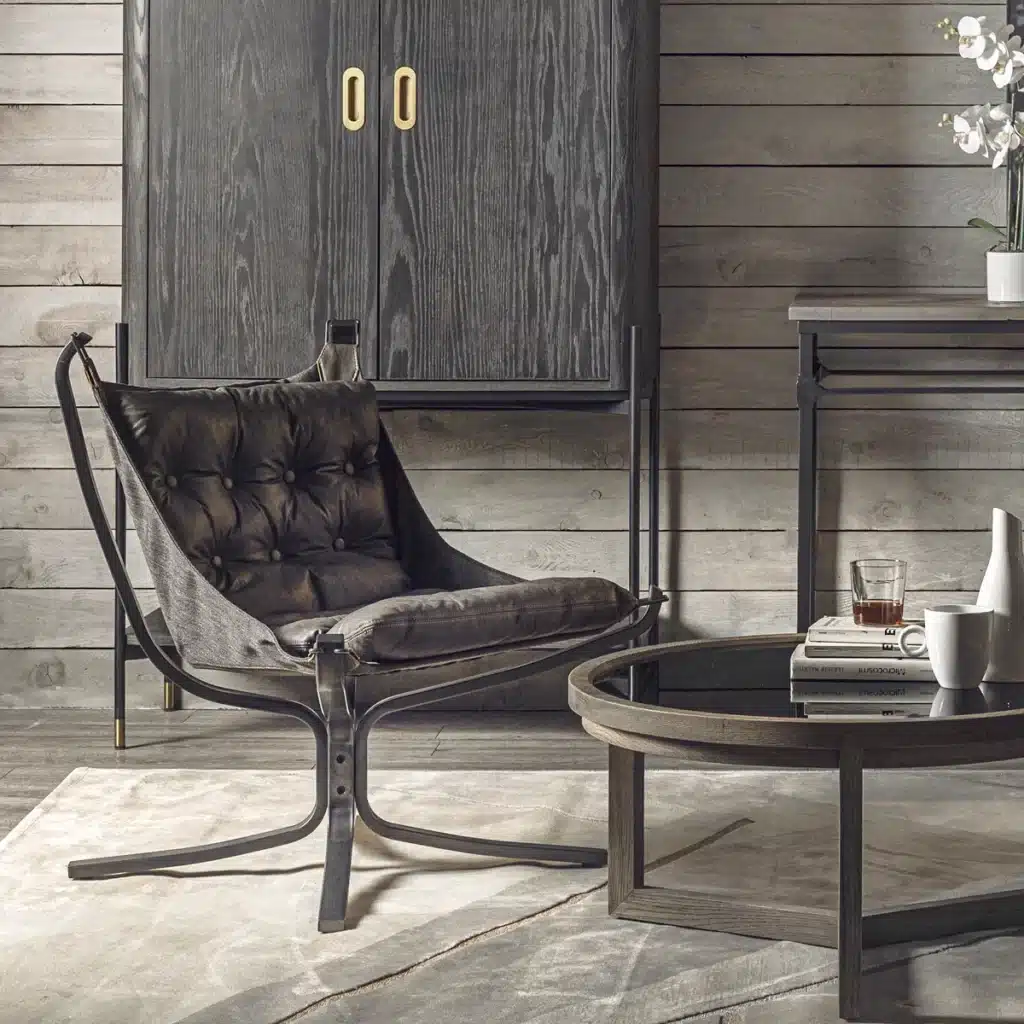 fauteuil de salon confortable en cuir véritable couleur Olive, pied en acier graphite.